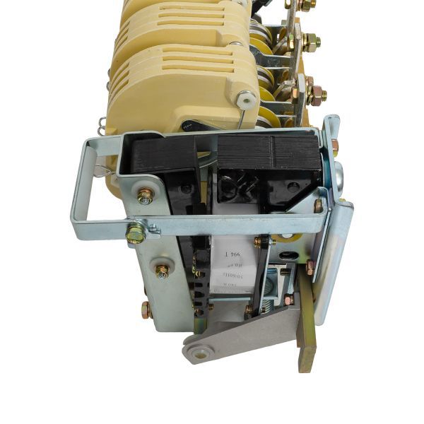  Контактор КТ-6033 250А кат. 380В AC 3НО+3НЗ EKF kt6033-380 фото в каталоге от BTSprom.by