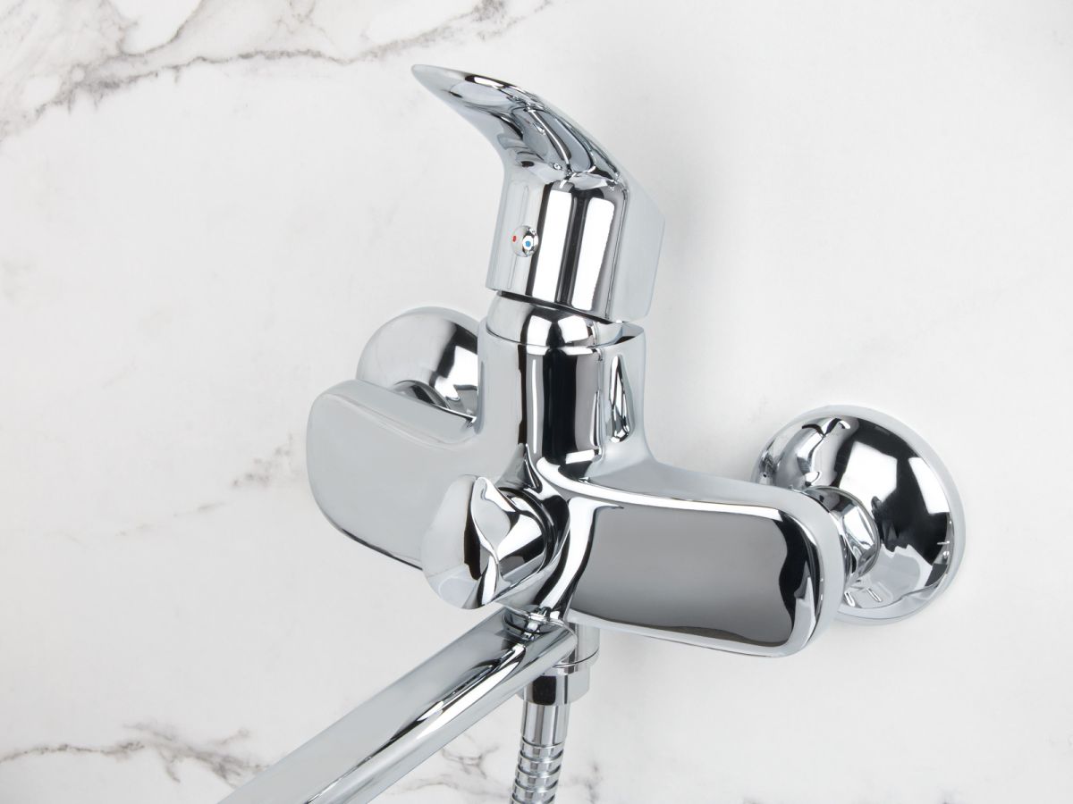  Смеситель для ванны (Lt) D35, серия Daisy хром, a-five (На стену, L - излив длина 353 мм, поворотный. Лейка и шланг в комплекте) A5-0333 фото в каталоге от BTSprom.by