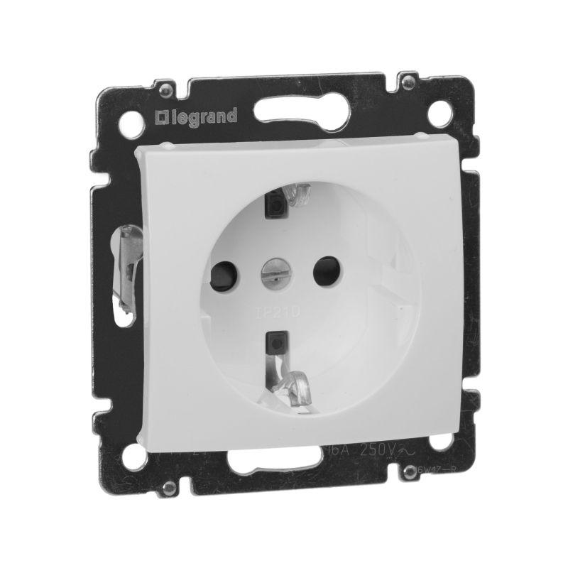 розетка 1-м сп valena 16а ip21 2p+e с заземл. защ. шторки немецк. стандарт механизм бел. (diy-упак.) iek 694269 от BTSprom.by