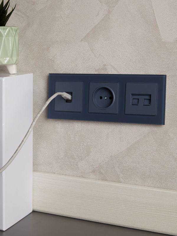  Рамка 3-м BRITE РУ-3-2-Бр стекло маренго матов. IEK BR-M32-G-31-K35 фото в каталоге от BTSprom.by