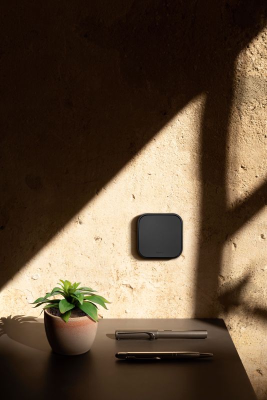  Переключатель проходной 1-кл. ОП Quteo 10А IP20 10AX черн. матов. IEK 782477 фото в каталоге от BTSprom.by