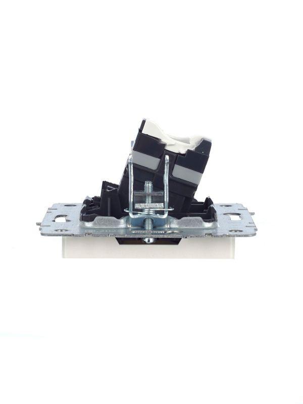  Розетка компьютерная СП RJ45 кат.5E BRITE РК10-БрЖ механизм жемчуж. IEK BR-K10-1-K36 фото в каталоге от BTSprom.by