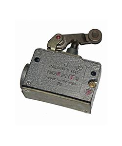 микровыключатель мп 1206 ухл3 исп.05 ip40 рычаг с роликом фронт. гайки электротехник et006826 от BTSprom.by