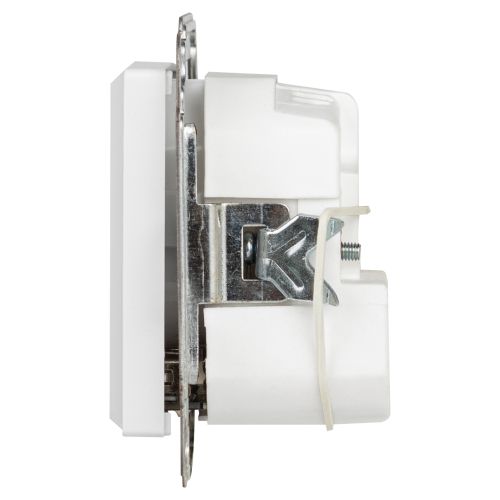  Розетка 1-м СП Accent 6-410-01 16А IP20 250В P+E Schuko защ. шторки + 2хUSB бел. Intro Б0063689 фото в каталоге от BTSprom.by