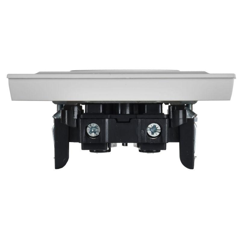  Розетка BRITE РСР10-1-0-БрАБ 10А в сборе без заземл. без защ. шторок арктич. бел. IEK BR-R10-10-K91-F фото в каталоге от BTSprom.by