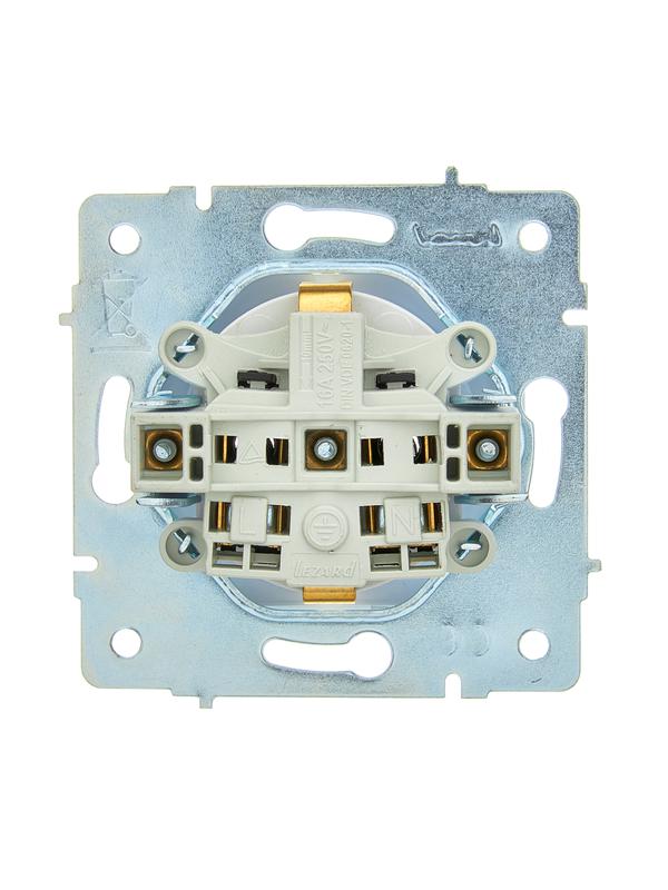  Розетка 1-м СП ASTI 16А IP20 с заземл. термопласт механизм бел. LEZARD 7081-0288-122B фото в каталоге от BTSprom.by