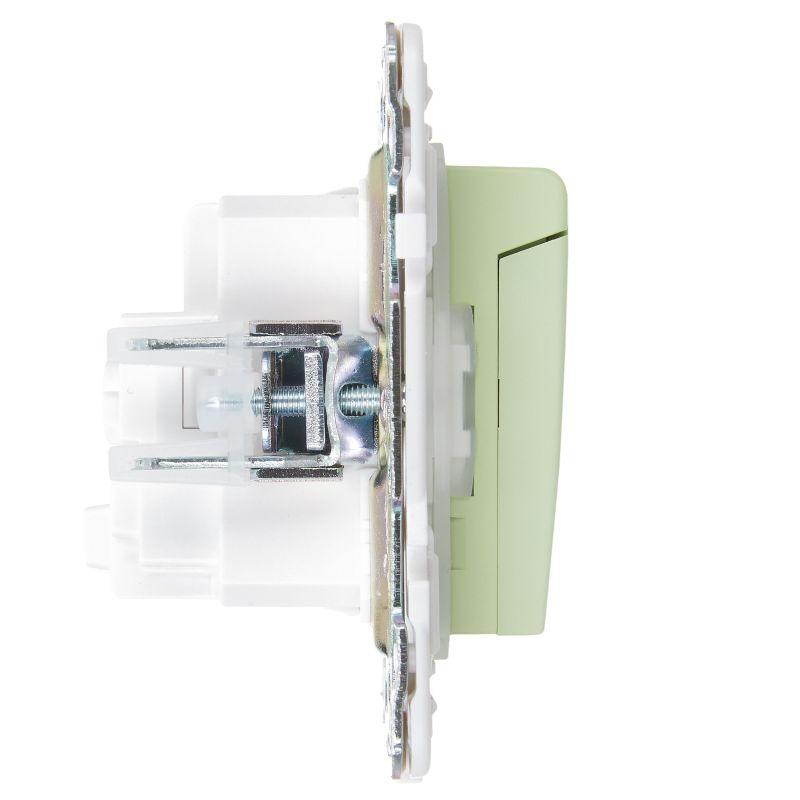  Розетка 1-м SKANDY 16А IP44 с заземл. защ. шторки с крышкой SK-R11G мятный IEK SK-R16-16-44-K06 фото в каталоге от BTSprom.by