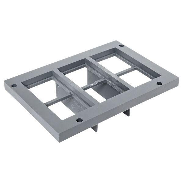  Рамка приборная на 12 мод. для лючка C-Line 24 EKF cl-rp-12-24 фото в каталоге от BTSprom.by