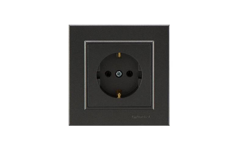 розетка 1-м сп karea 16а ip20 с/з дым. металлик makel 56050028 от BTSprom.by