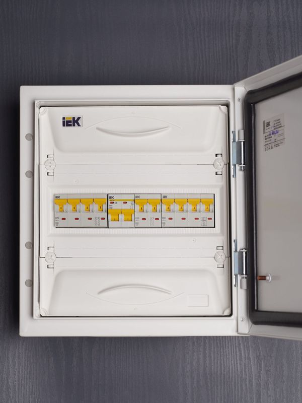  Выключатель автоматический модульный 2п C 40А 6кА ВА47-60M KARAT IEK MVA31-2-040-C фото в каталоге от BTSprom.by