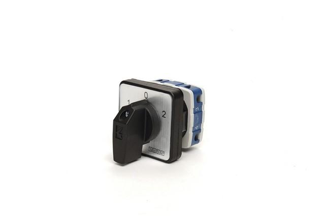 переключатель управления двигателем трехфазный (0-1-2) 25а emas psa025cd334s от BTSprom.by