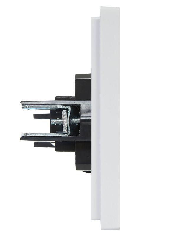  Розетка HDMI FORTE&PIANO FP240 бел. IEK FP-H10-K01 фото в каталоге от BTSprom.by