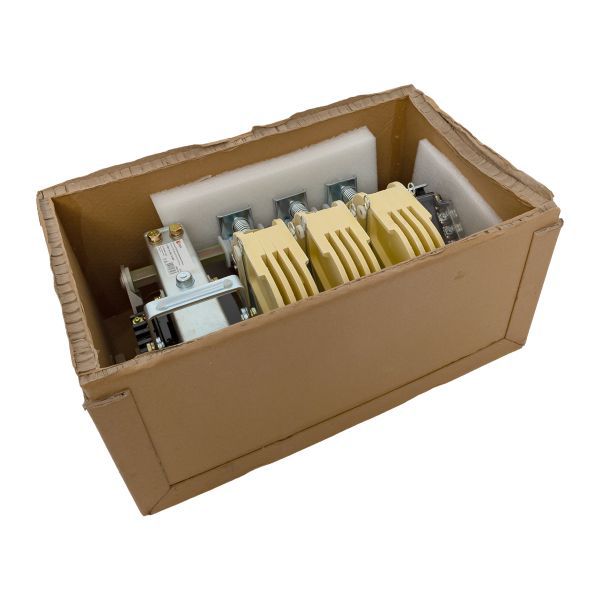  Контактор КТ-6033 250А кат. 220В AC 3НО+3НЗ EKF kt6033-220 фото в каталоге от BTSprom.by