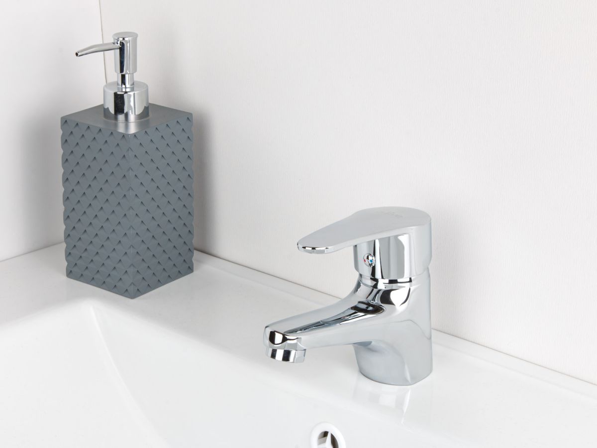  Смеситель для умывальника (Lt) D40, серия Crocus хром, a-five (Излив: длина 104 мм, высота 47 мм, монолитный) A5-0121 фото в каталоге от BTSprom.by