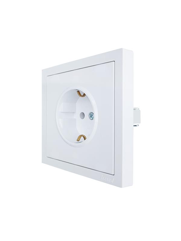  Розетка 1-мест. с/з ПБТ СП ZIMA безвинт. зажим бел. LEZARD 704-0288-122BQC фото в каталоге от BTSprom.by