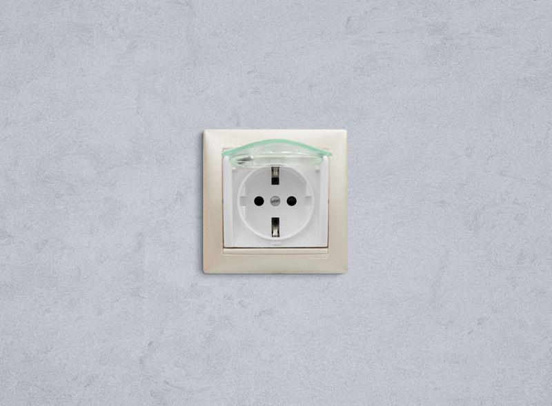  Розетка 1-м СП Valena 16А IP44 2P+E с заземл. защ. шторки с крышкой немецк. стандарт механизм бел. IEK 774220 фото в каталоге от BTSprom.by