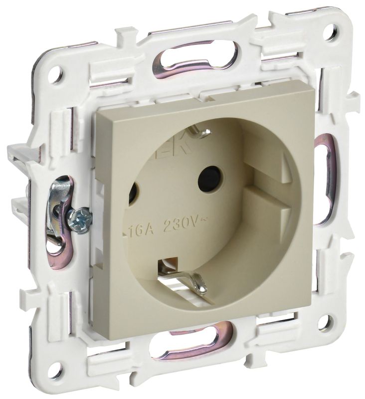 розетка skandy 16а с заземл. защ. шторки sk-r04b беж. iek sk-r14-16-k10 от BTSprom.by