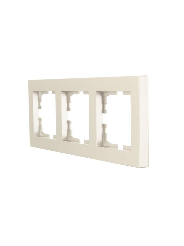  Рамка 3-местн. горизонт. VESNA титан LEZARD 742-3700-148 фото в каталоге от BTSprom.by