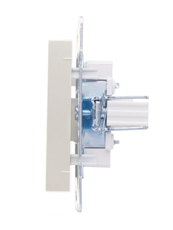  Розетка компьютерная 1-м СП Vesna механизм жемчуж./бел. перламутр LEZARD 742-3088-139 фото в каталоге от BTSprom.by