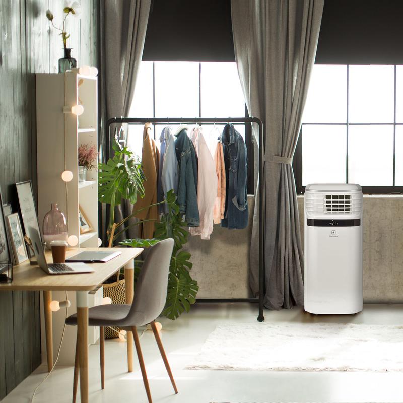  Кондиционер мобильный Electrolux EACM-20 JK/N3 Ballu НС-1421704 фото в каталоге от BTSprom.by