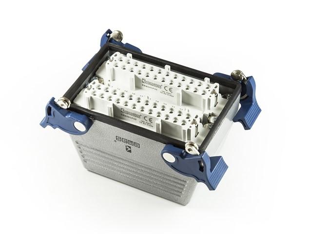 розетка 4-фиксатора верхний ввод 48 полюсов 16а emas ebm48pu34 от BTSprom.by