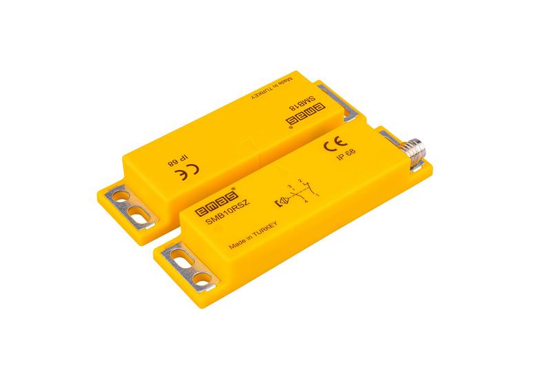 датчик магнитный (1нз+1но) разъем m8х4 (расст. сраб. 8мм) правый выход ip68 emas smb10rsz-b18 от BTSprom.by