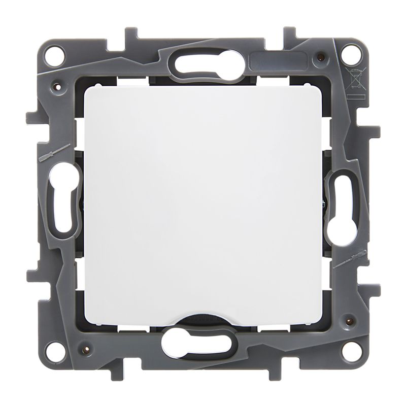  Вывод кабеля СП Etika с зажимом для кабеля механизм бел. IEK 672229 фото в каталоге от BTSprom.by