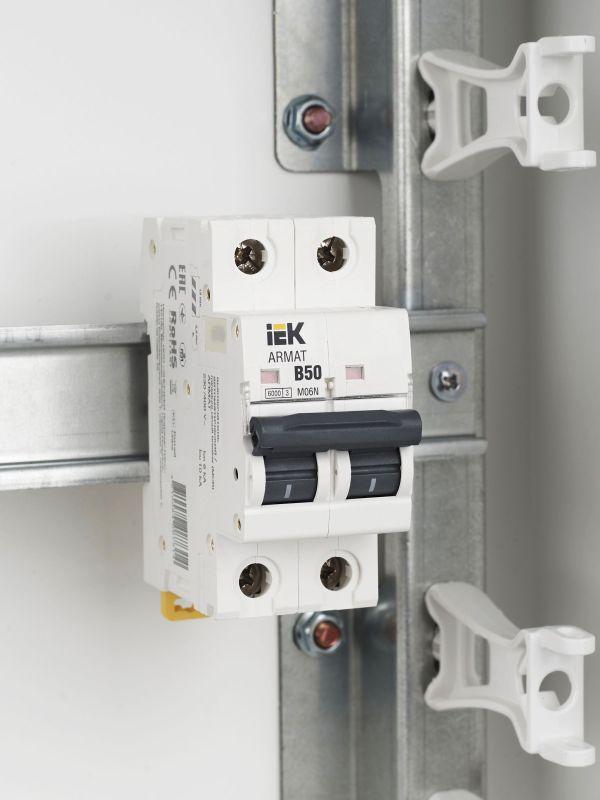  Выключатель автоматический модульный 2п B 50А M06N ARMAT IEK AR-M06N-2-B050 фото в каталоге от BTSprom.by