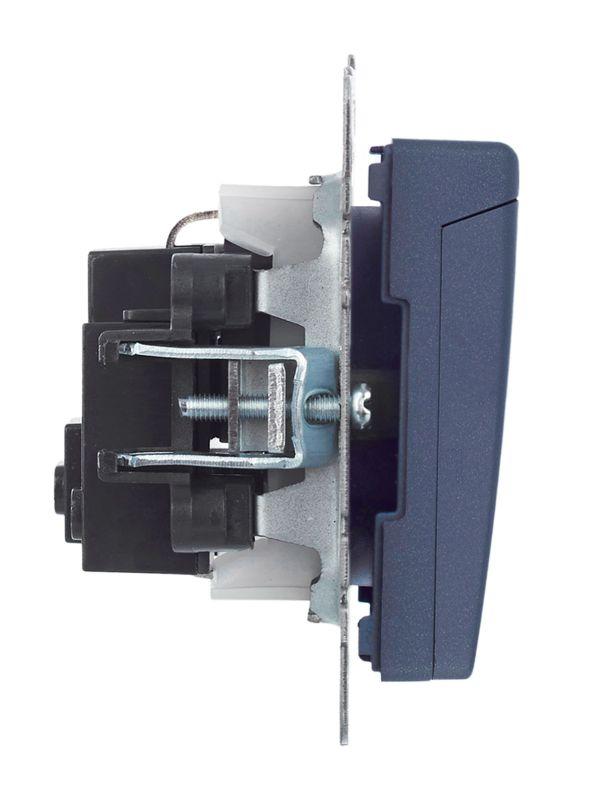  Розетка BRITE РСбш10-3-БрМ 16А IP20 с заземл. защ. шторки с крышкой механизм маренго IEK BR-R16-16-K35 фото в каталоге от BTSprom.by