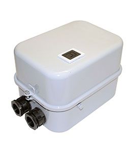 пускатель электромагнитный пм12-040210 у2 в 40а 220в/50гц 1но ip54 нереверсивный с реле ртт-121 28.0-40.0а в корпусе с кнопкой r электротехник et000261 от BTSprom.by