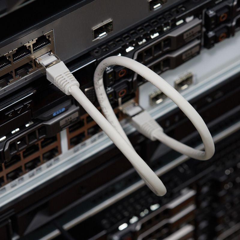  Патч-корд F/UTP кат.5e RJ45-RJ45 LSZH экранир. 0.5м сер. Rexant 18-8001-1 фото в каталоге от BTSprom.by