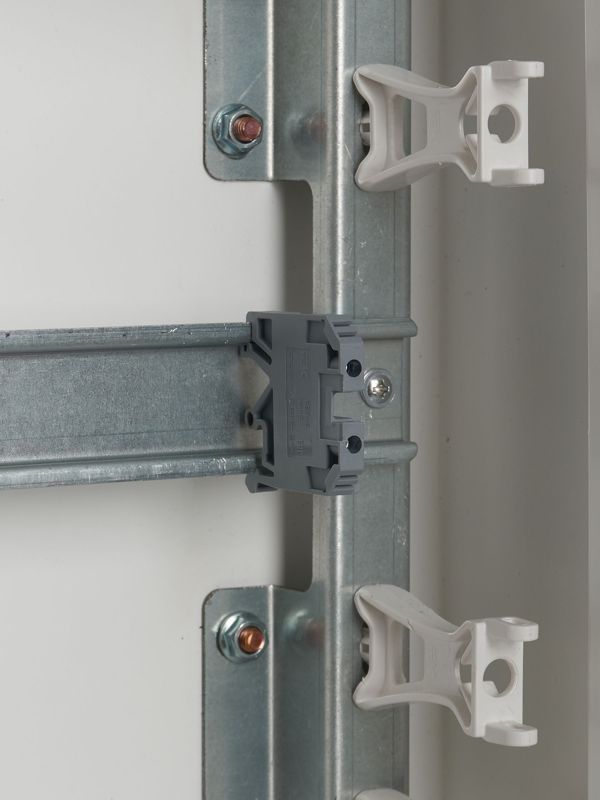  Клемма винтовая КВИ-4кв.мм сер. IEK YZN30-004-K03 фото в каталоге от BTSprom.by