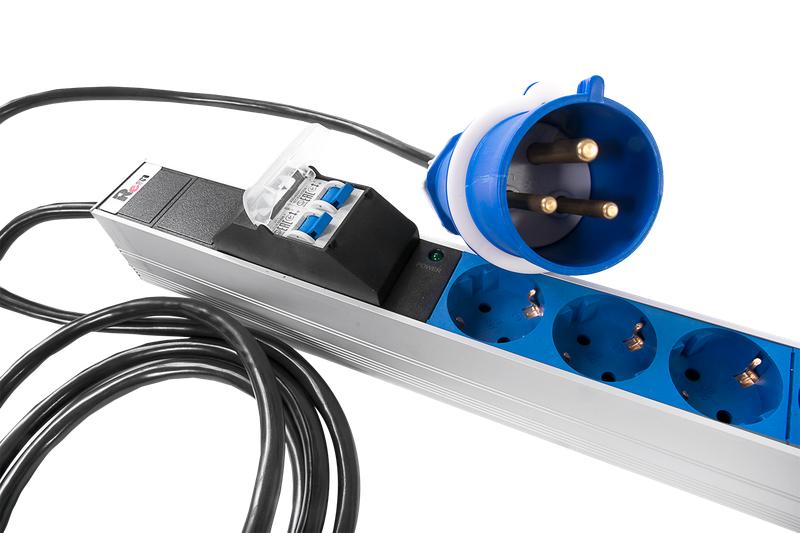 блок розеток вертикальный rem-32 1ф 32а 2 авт. инд. 20 s 1420мм вх. iec 309 шнур 3м r-32-20s-a-i-1420-3-2p rem 1893562 от BTSprom.by