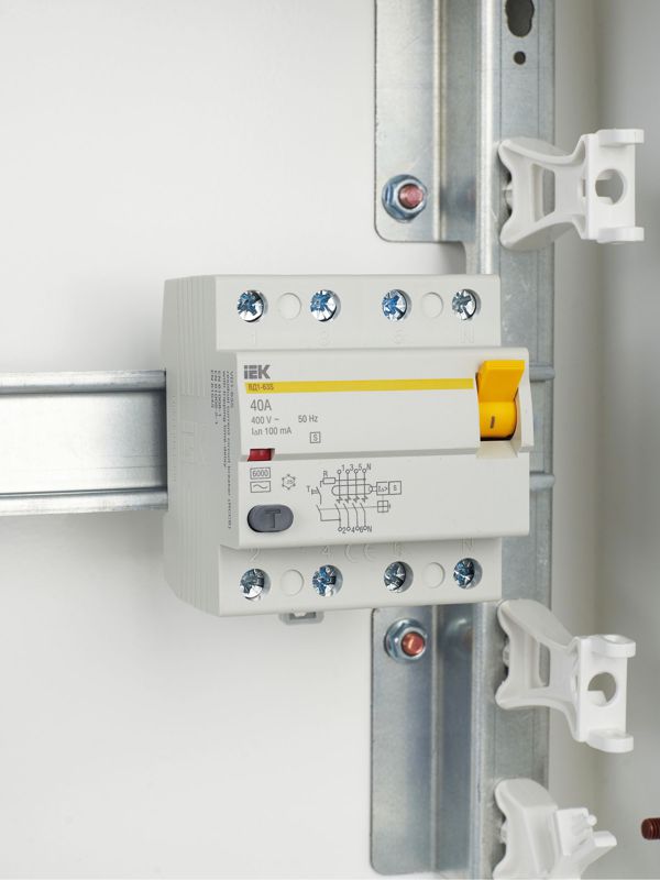  Выключатель дифференциального тока (УЗО) 4п 40А 100мА тип ACS ВД1-63S KARAT IEK MDV12-4-040-100 фото в каталоге от BTSprom.by
