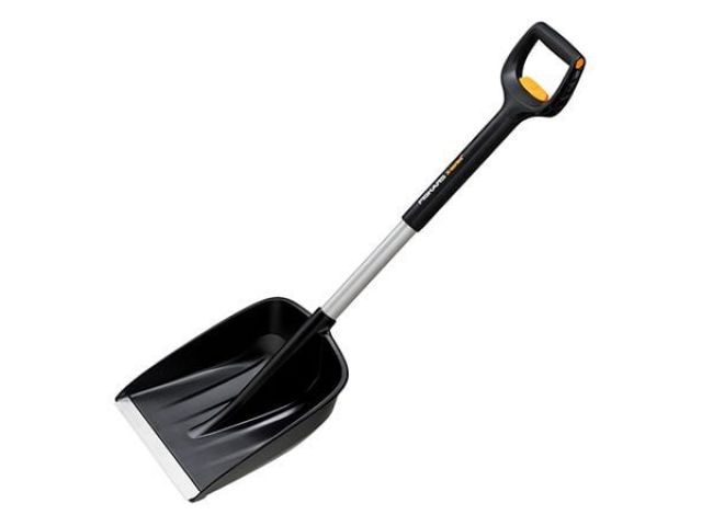 лопата снеговая автомобильная телескопическая x-series fiskars (длина: 795 - 987 мм, ширина: 280мм) 1057187 от BTSprom.by