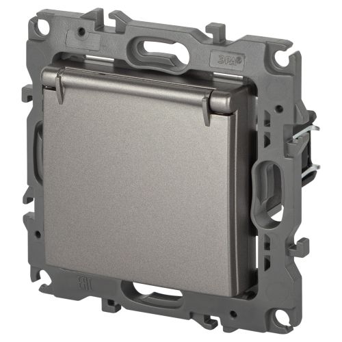  Розетка 16А 250В 2P+E Schuko защ. шторки с крышкой Эра12 12-2103-16 титан Эра Б0065722 фото в каталоге от BTSprom.by
