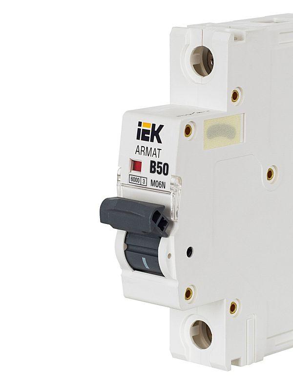  Выключатель автоматический модульный 1п B 50А M06N ARMAT IEK AR-M06N-1-B050 фото в каталоге от BTSprom.by