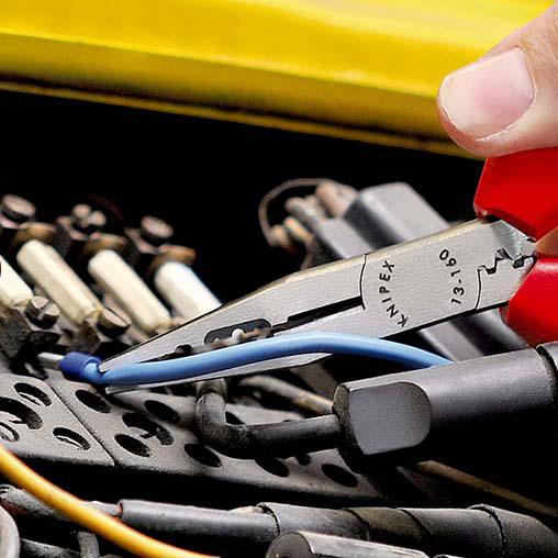  Плоскогубцы электрика для монтажа проводов рез: проволока средней твердости d 44318мм твердая проволока d 44348мм L-160мм Knipex KN-1301160 фото в каталоге от BTSprom.by