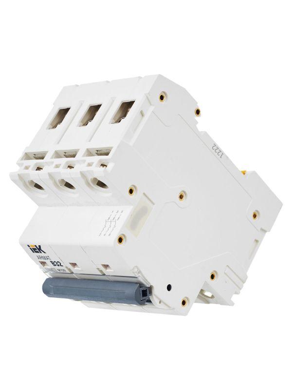  Выключатель автоматический модульный 3п B 32А M10N ARMAT IEK AR-M10N-3-B032 фото в каталоге от BTSprom.by