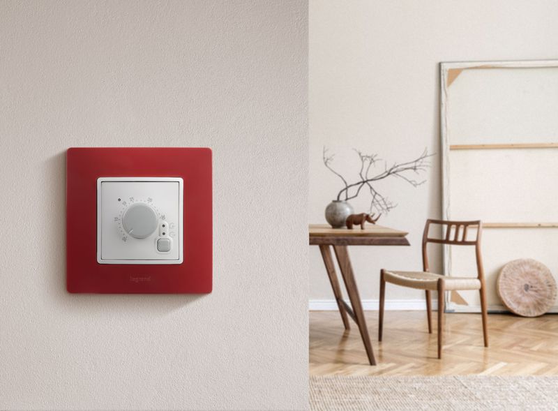  Механизм термостата СП Etika с внешн. датчиком для тепл. полов бел. IEK 672230 фото в каталоге от BTSprom.by