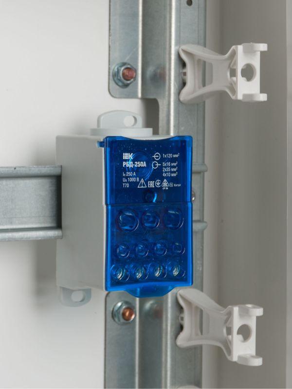 Блок распределительный на DIN-рейку РБД-250А IEK RBD-250 фото в каталоге от BTSprom.by  Блок распределительный на DIN-рейку РБД-250А IEK RBD-250 фото в каталоге от BTSprom.by