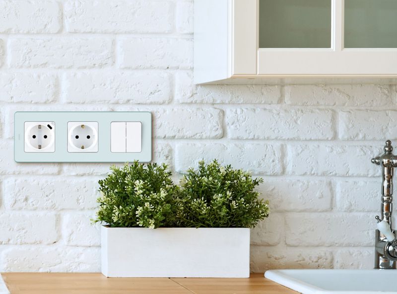  Розетка 1-м СП Inspiria 16А IP20 250В 2P+E немецк. стандарт с заряд. устройством USB тип C 1.5А 5В механизм бел. IEK 673770 фото в каталоге от BTSprom.by