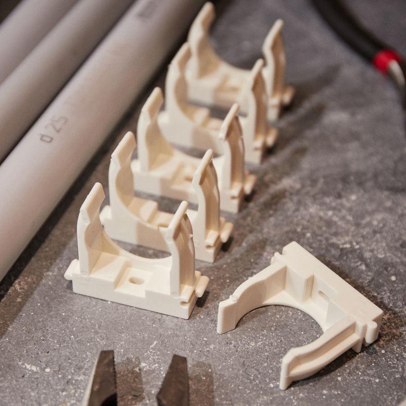  Держатель для труб (клипса) d32мм для монтажн. пистолета бел. Rexant 28-0432-3 фото в каталоге от BTSprom.by