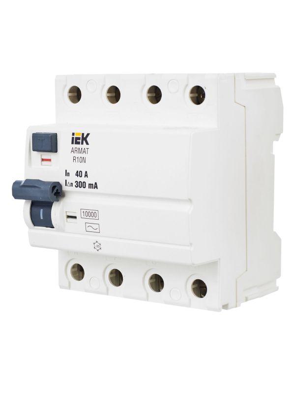  Выключатель дифференциального тока (УЗО) 4п 40А 300мА тип AC ВДТ R10N ARMAT IEK AR-R10N-4-040C300 фото в каталоге от BTSprom.by