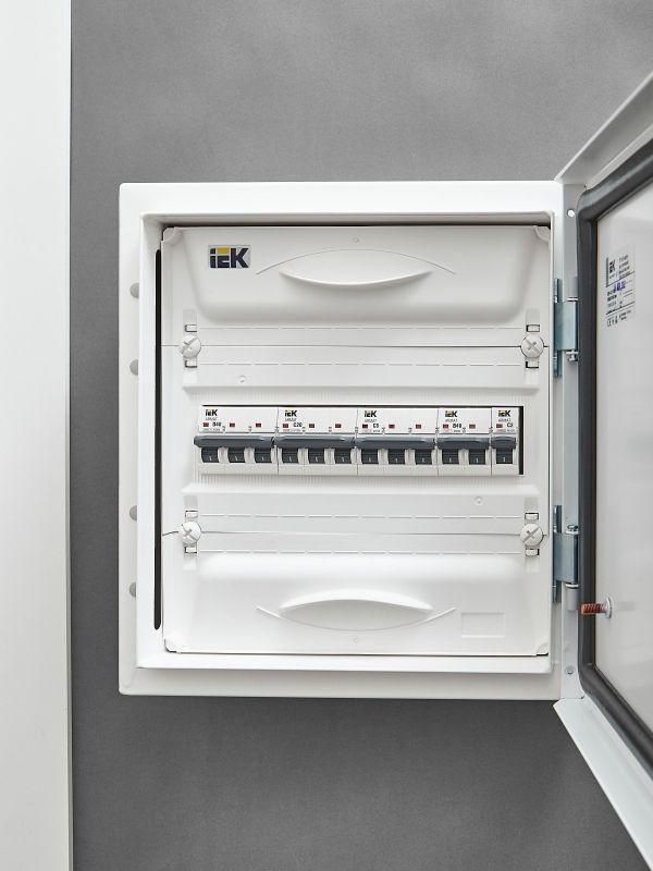  Выключатель автоматический модульный 3п C 20А M10N ARMAT IEK AR-M10N-3-C020 фото в каталоге от BTSprom.by