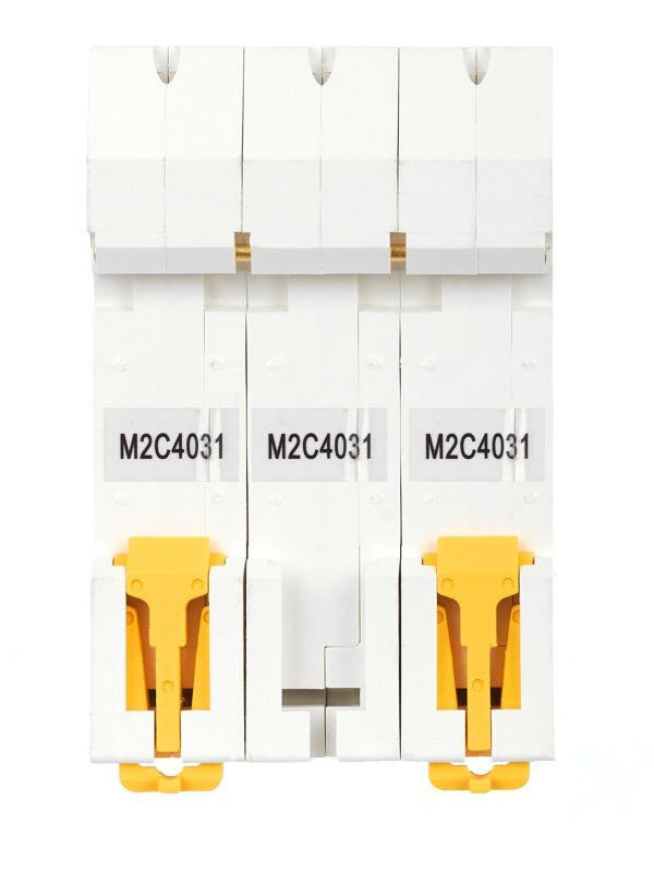  Выключатель автоматический модульный 3п C 40А M10N ARMAT IEK AR-M10N-3-C040 фото в каталоге от BTSprom.by