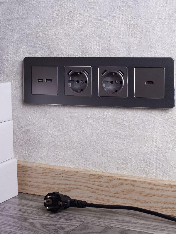  Розетка СП BRITE HDMI РHDMI-0-БрС механизм сталь IEK BR-H10-K46 фото в каталоге от BTSprom.by