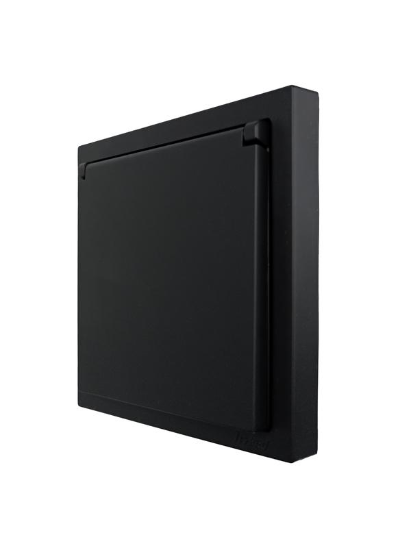  Розетка 1-мест. с/з с крышкой ПБТ СП ZIMA IP20 16А безвинт. зажим черн. бархат LEZARD 704-4288-123BQC фото в каталоге от BTSprom.by