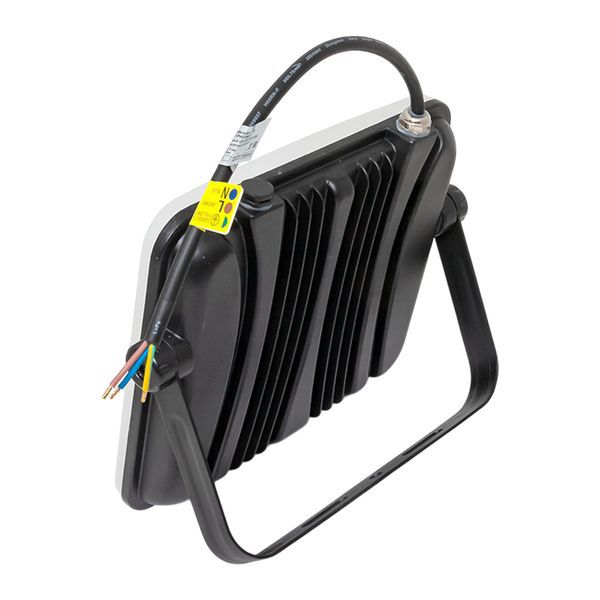  Прожектор светодиодный СДО-4005 100Вт 4000К IP65 с равномерной засветкой LUMA EKF FLL-4005-100-4000 фото в каталоге от BTSprom.by