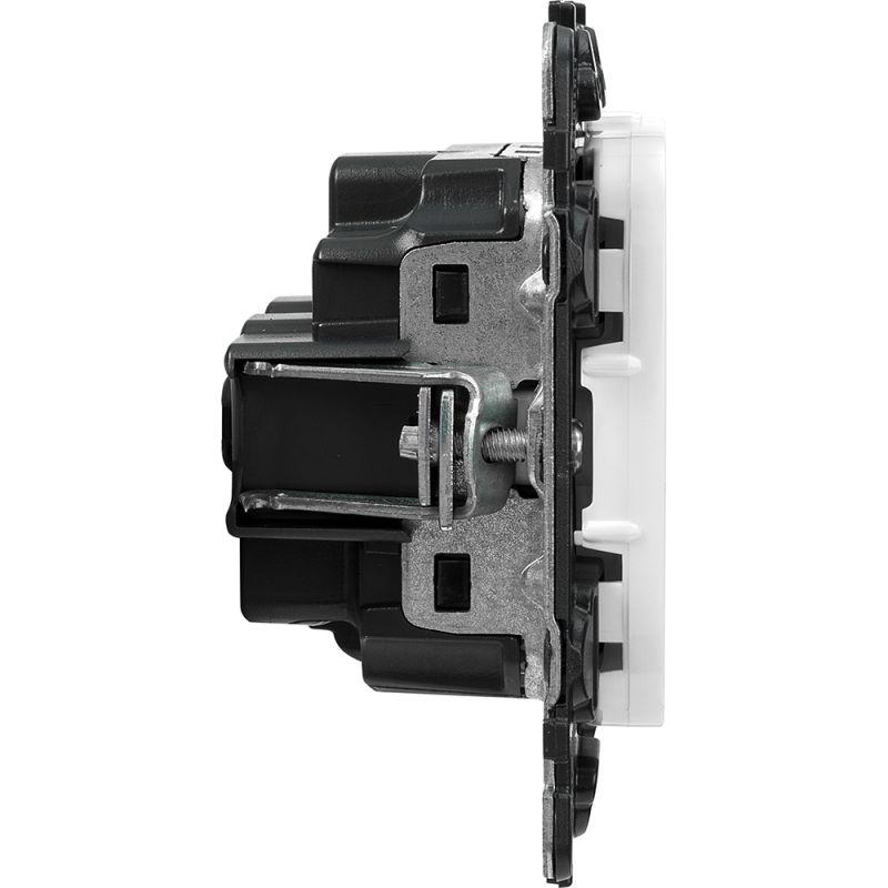  Розетка 1-м СП Valena Allure 16А IP2X 250В 2P+E безвинтов. клеммы с лицев. панелью механизм бел. Leg 753721 фото в каталоге от BTSprom.by